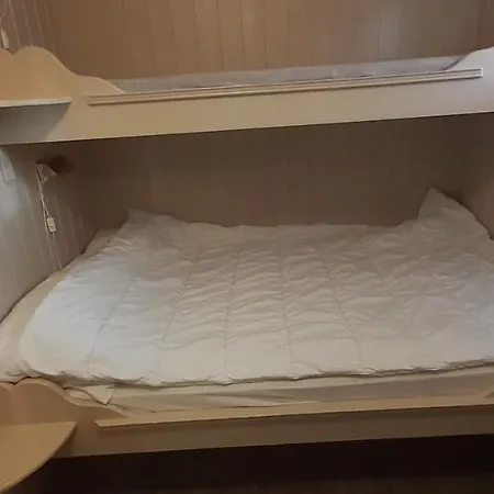 Деревянный коттедж Hytter *